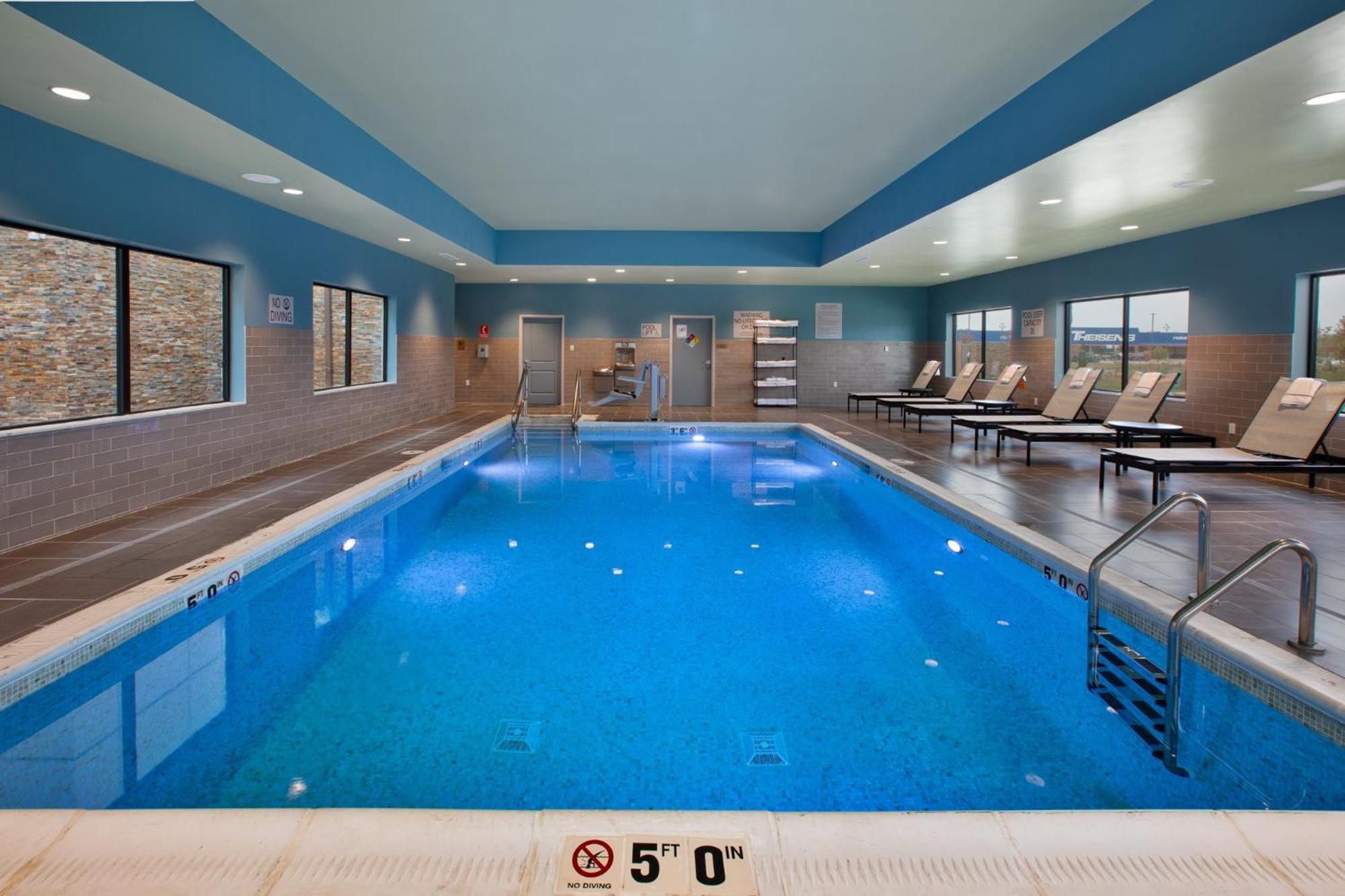 Staybridge Suites - Ames By Ihg Buitenkant foto